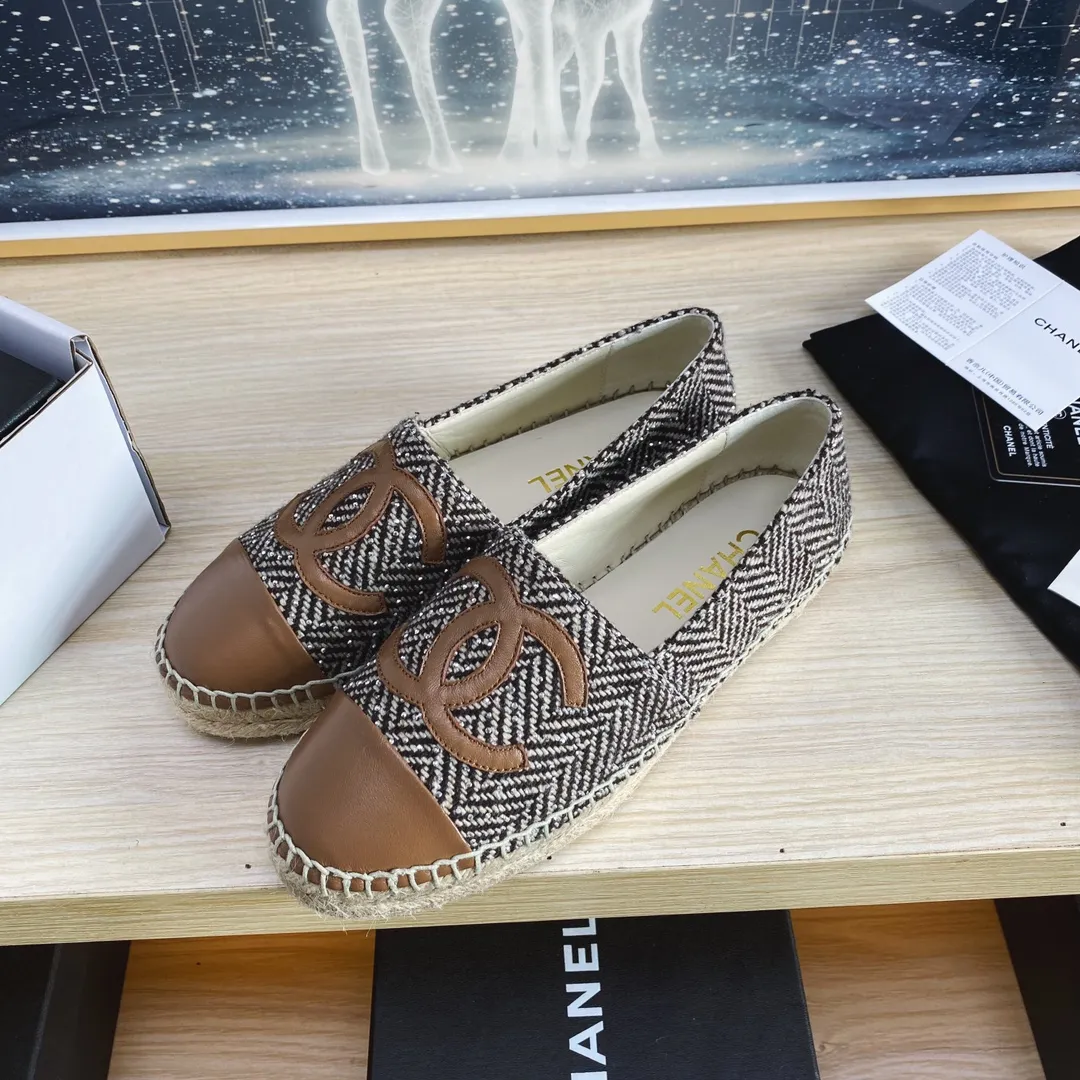 👟👟Ex-factory price 420👟👟 🌈🌈Chanel Chanel✈️2023s spring and summer new fisherman shoes😍😍Taikoo Hui purchased three pairs of original versions for development🐂🐂🤩Original versions are shipped one to one❗️❗️Code number: 34-42 (34 41 42 customized)